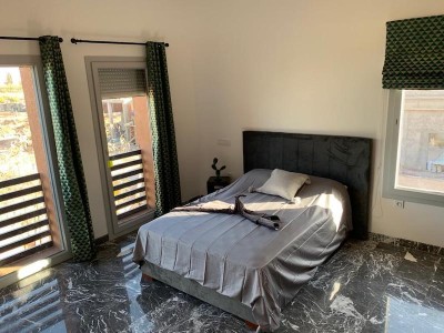 Villa neuve 5 chambres axe Tahanaout