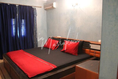 Grande villa avec salle de fête à la location gérance