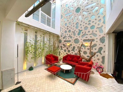 RIAD MODERNE DE 3 CHAMBRES AVEC PISCINE À BAB DOUKKALA MARRAKECH MÉDINA