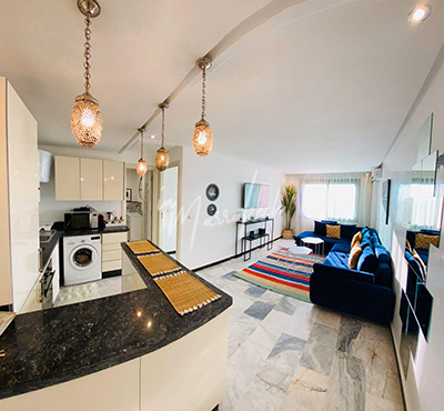 Magnifique studio au dernier étage  en plein centre ville