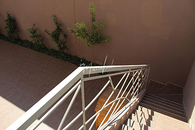 Agréable semi-sol vide en location sur targa