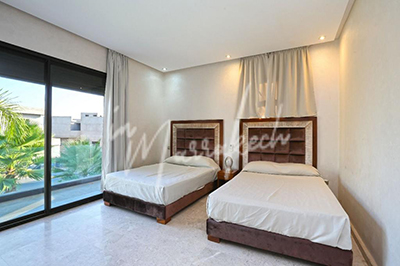 Fabuleuse  villa contemporaine sur le golf