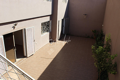 Agréable semi-sol vide en location sur targa