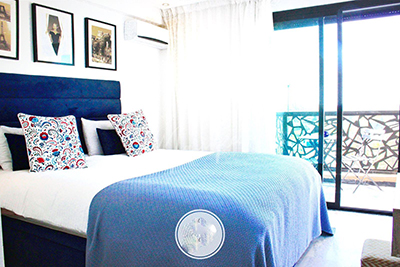 Magnifique studio au dernier étage  en plein centre ville