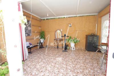 Villa de 4 chambres à louer  dans un nouveau quartier de azzouzia