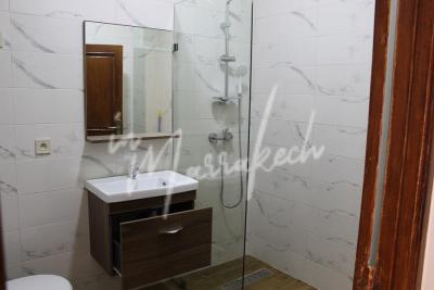 Appartement de 2 chambres à vendre   sur Gueliz