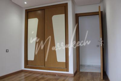 Appartement de 107m² à louer dans une résidence avec piscine sur l'agdal