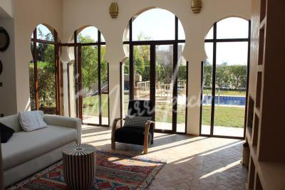 Charmante villa meublée à la location