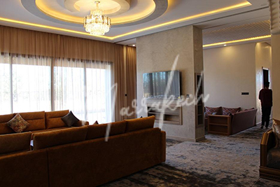 Magnifique villa moderne en vente dans un domaine