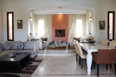 Villa meublée  plain pied sur la route de fes