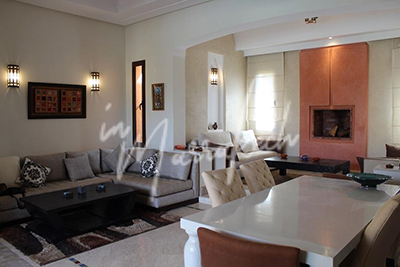 Villa meublée  plain pied sur la route de fes