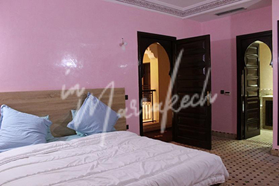 Villa de Quatre chambres  à  la vente sur la route de ouarzazate