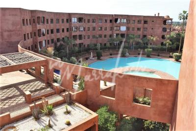 Magnifique appartement au dernier étage à la palmeraie