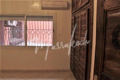 Spacieux dupkex à usage commercial sur Victor-hugoe