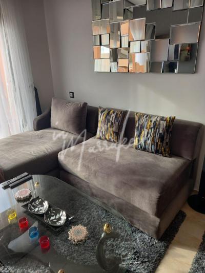 Coquet studio au dernier étage à la location