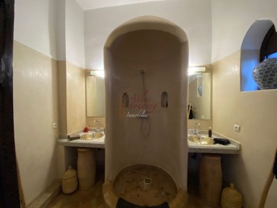 RIAD MAISON D’HÔTE AVEC PISCINE DE 5 CHAMBRES À KASBAH MARRAKECH MÉDINA