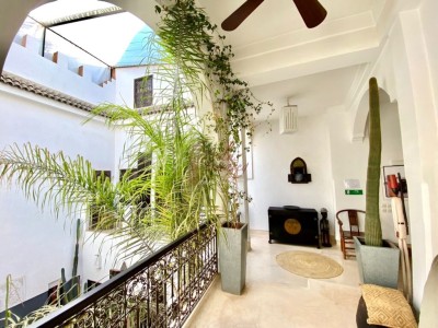RIAD MAISON D’HÔTE AVEC PISCINE DE 5 CHAMBRES À KASBAH MARRAKECH MÉDINA