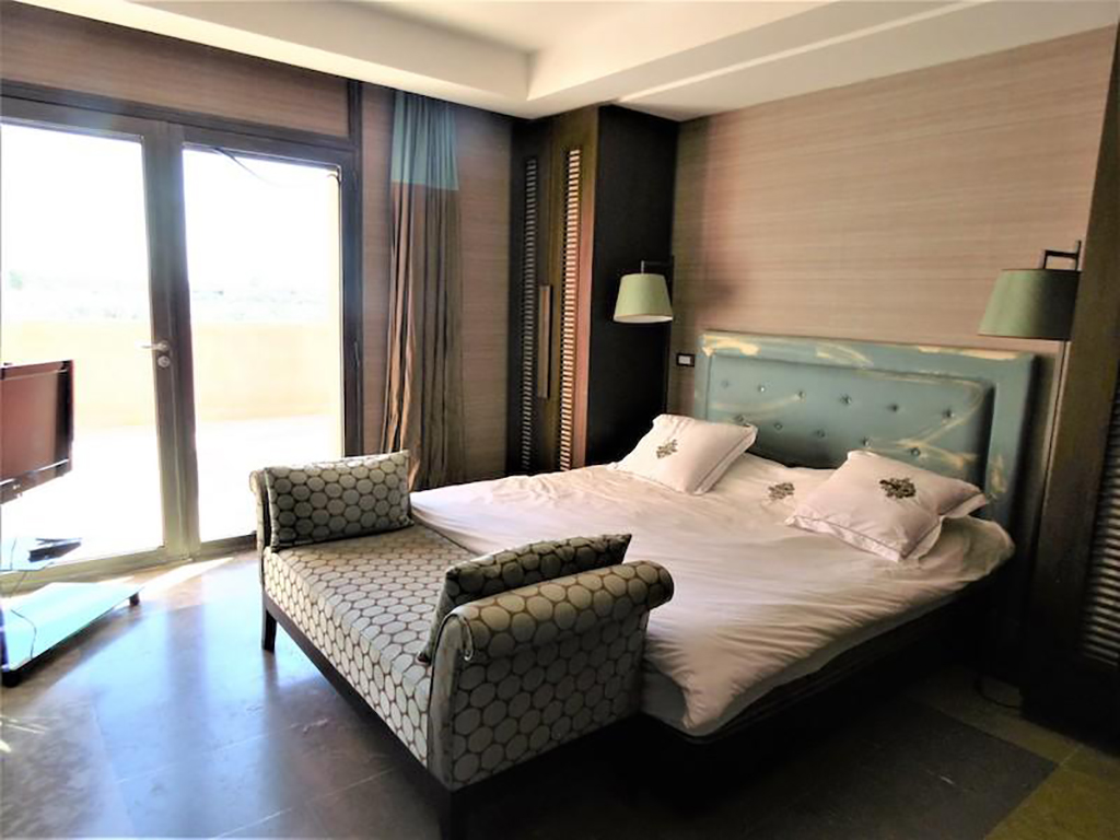 Villa 4 chambres axe Fès